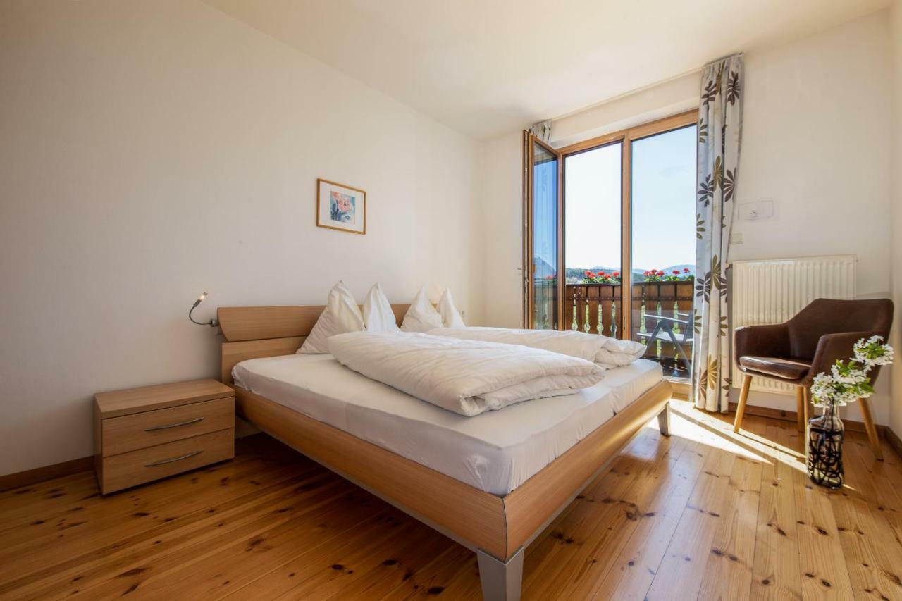Appartements Weisshauserhof Appiano Sulla Strada Del Vino Exteriér fotografie